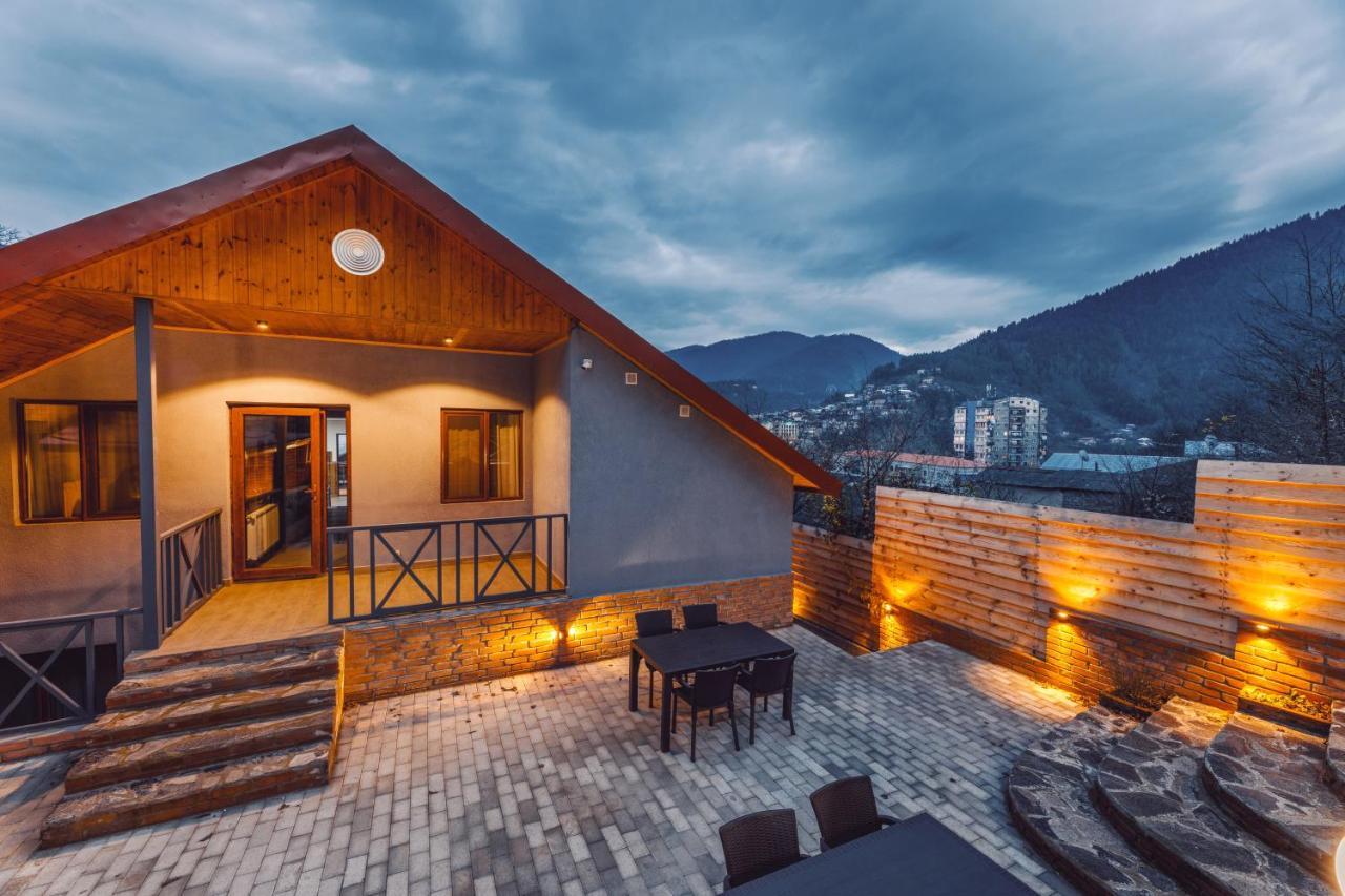 10 Keys Boutique Hotel Bordzjomi Buitenkant foto