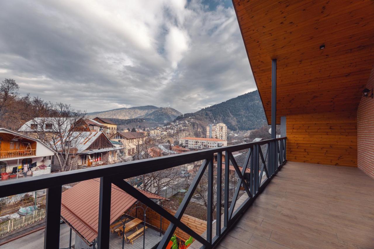 10 Keys Boutique Hotel Bordzjomi Buitenkant foto