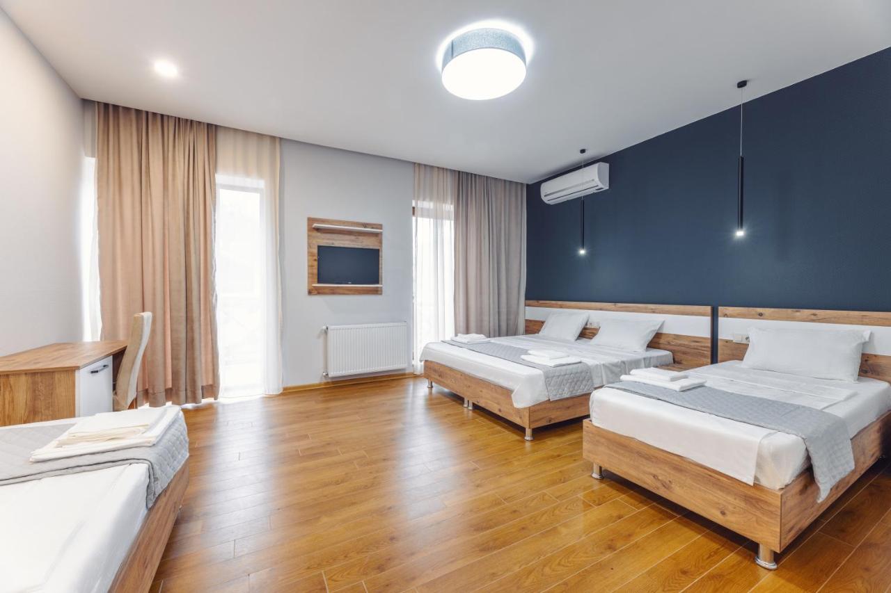 10 Keys Boutique Hotel Bordzjomi Buitenkant foto