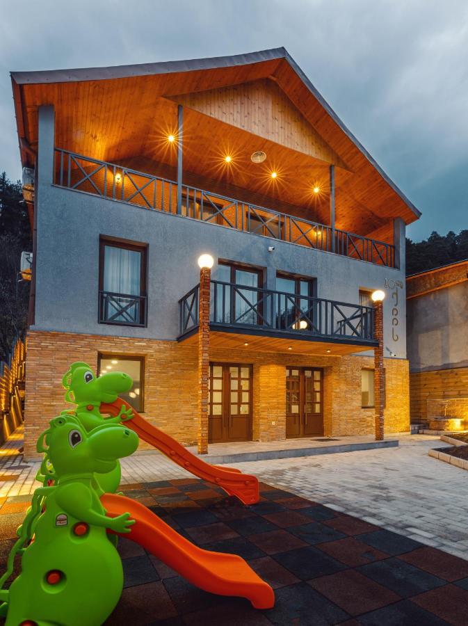 10 Keys Boutique Hotel Bordzjomi Buitenkant foto
