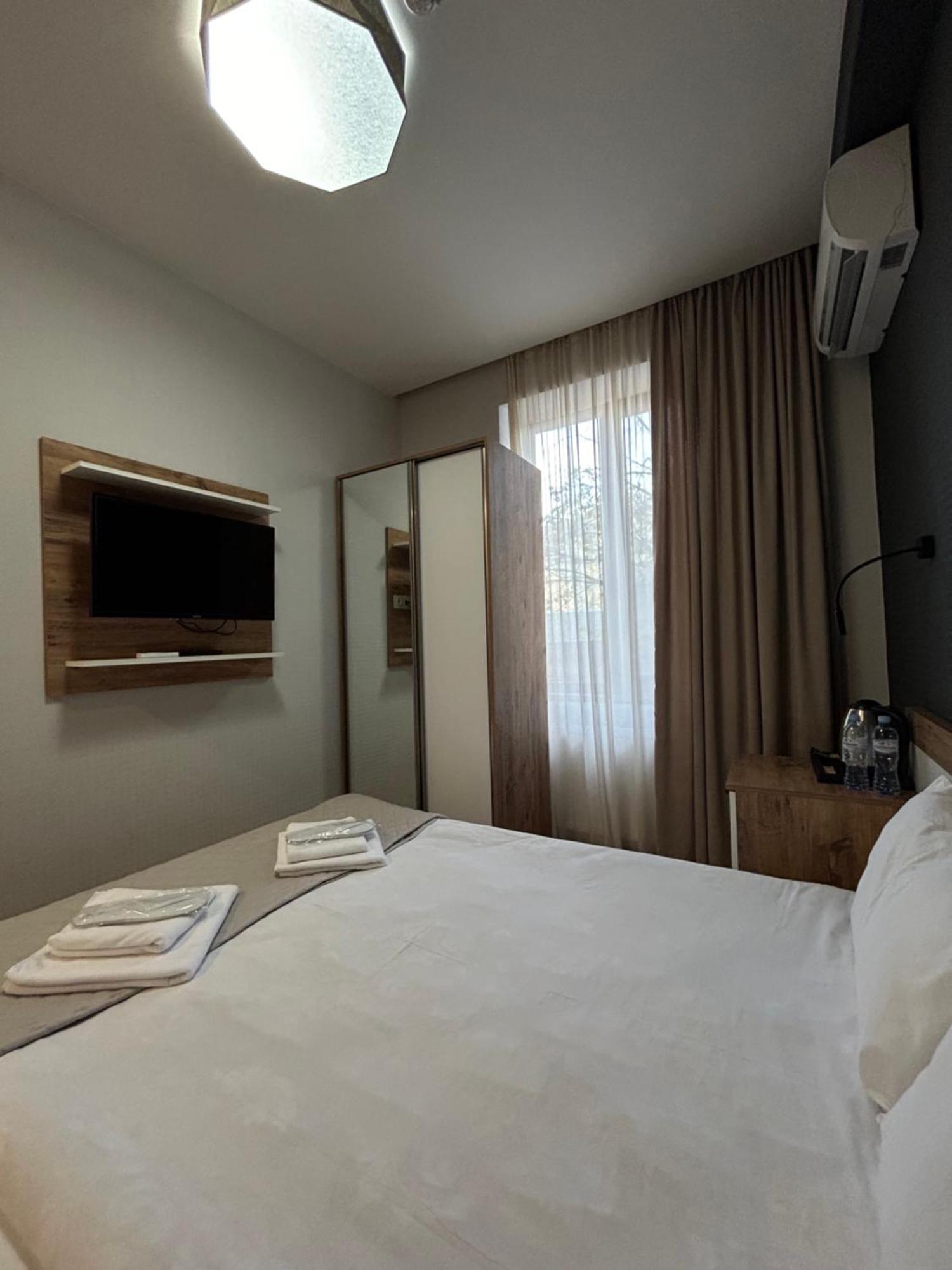10 Keys Boutique Hotel Bordzjomi Buitenkant foto